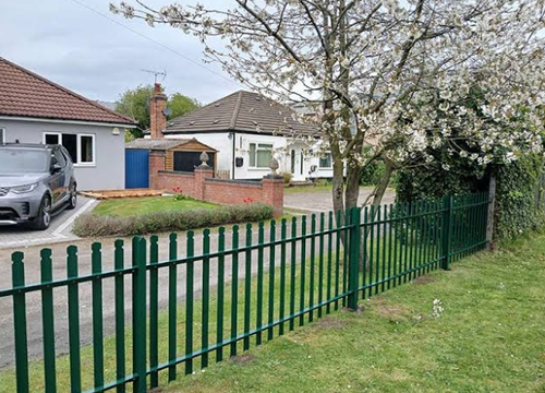 Choosing a Reliable Derby Fencing Company for Domestic, Commercial and Security Fencing